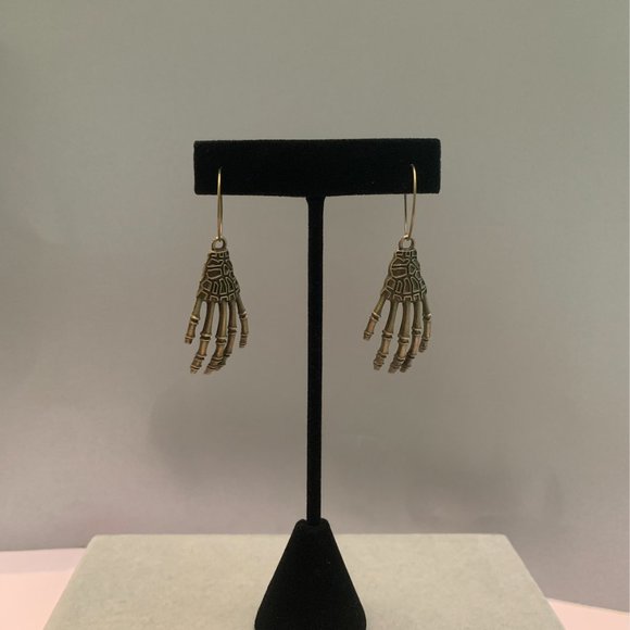 Mummy Hands Halloween Antique Bronze Hoop earrings - Picture 6 of 8